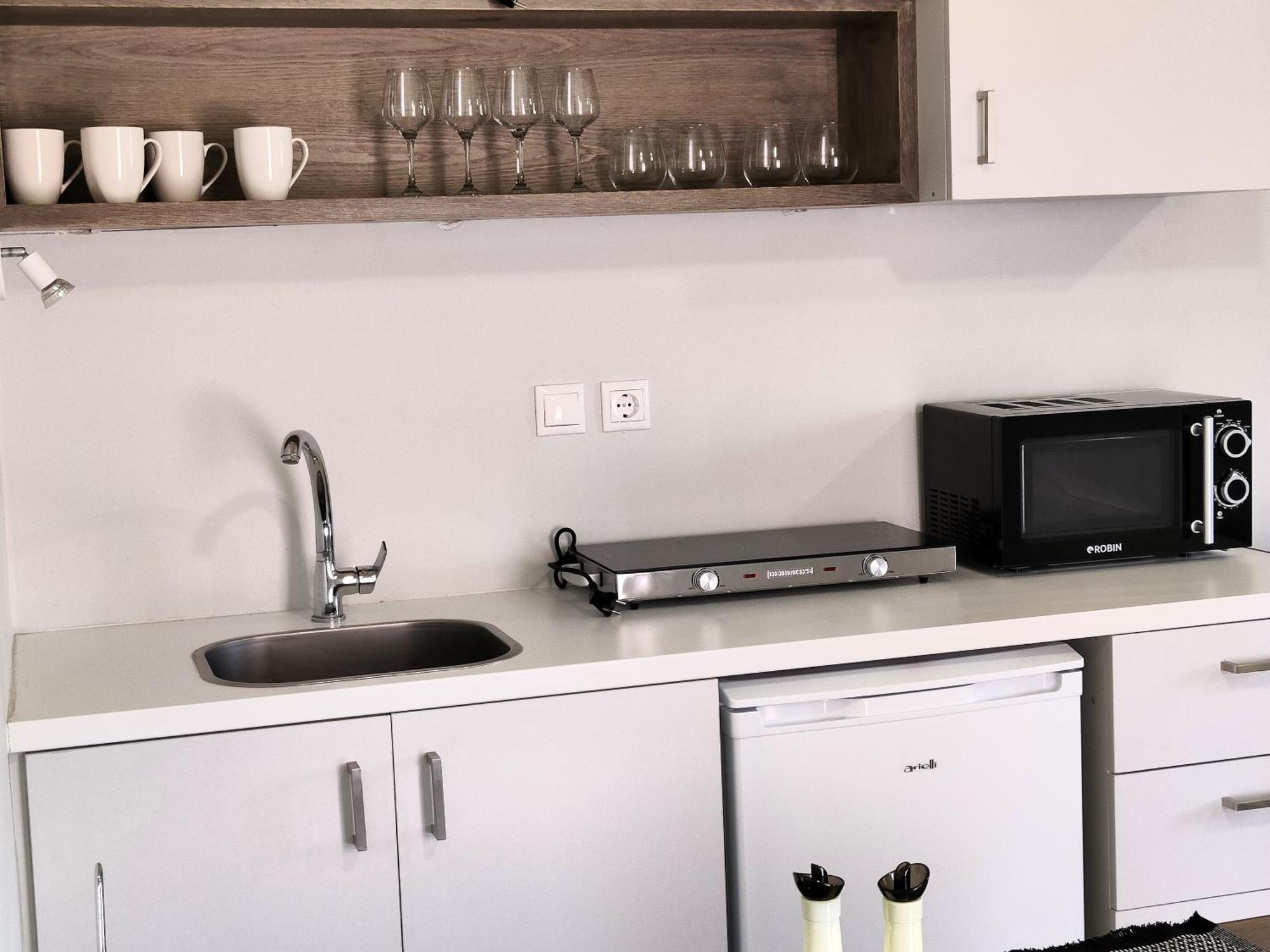 Joanna Deluxe Apartments Kynopiastai ภายนอก รูปภาพ